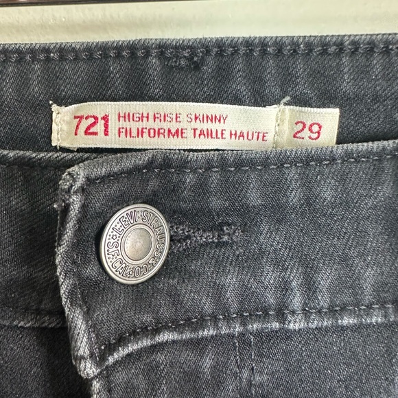 Levi’s Size 29 Women's Black Skinny Jeans - Picture 3 of 7